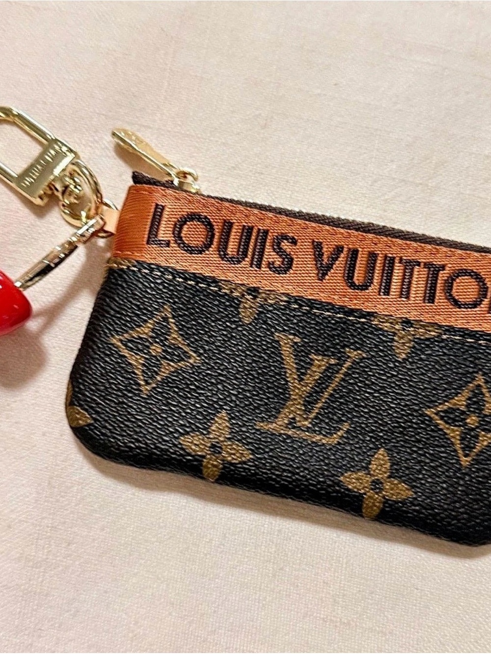 Cutest little change purse!!